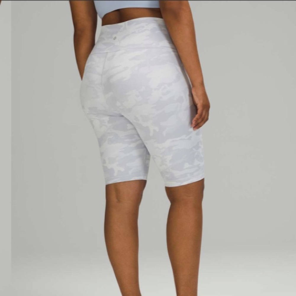 Lululemon Wunder Under Bike Short Ribbed Size 6 - Picture 2 of 13